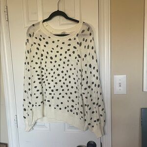 Umgee Dalmatian polka dot sweater, cream and black, size large